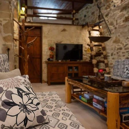 فيلا Dioni Stone House Petrokefalo المظهر الخارجي الصورة